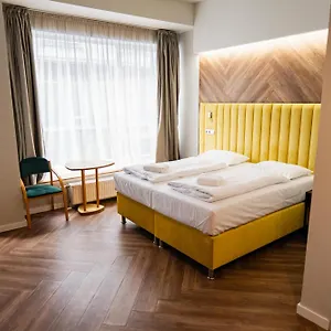 Hotel Pilvax, Budapest