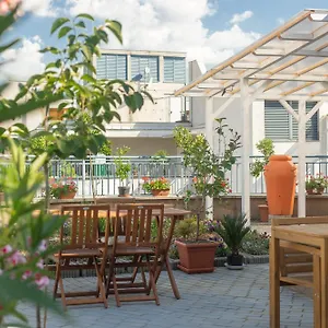 Rooftop With Deep Garage *** Будапешт